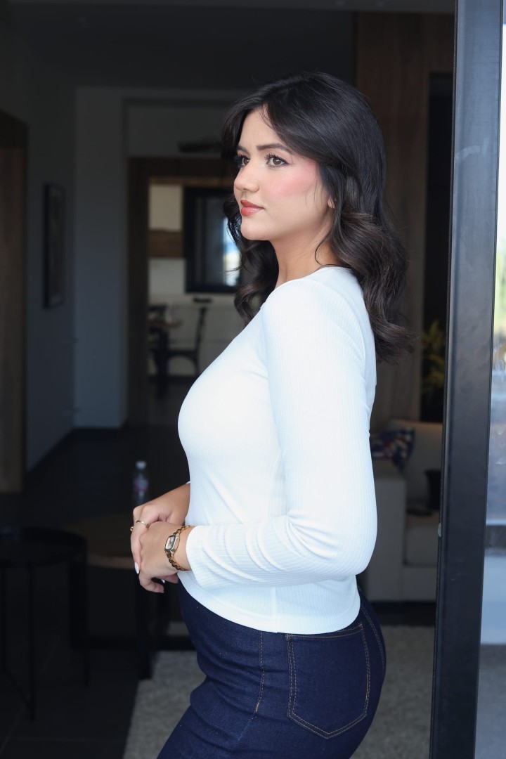 Pull en maille côtelée – Élégance simple & confort absolu